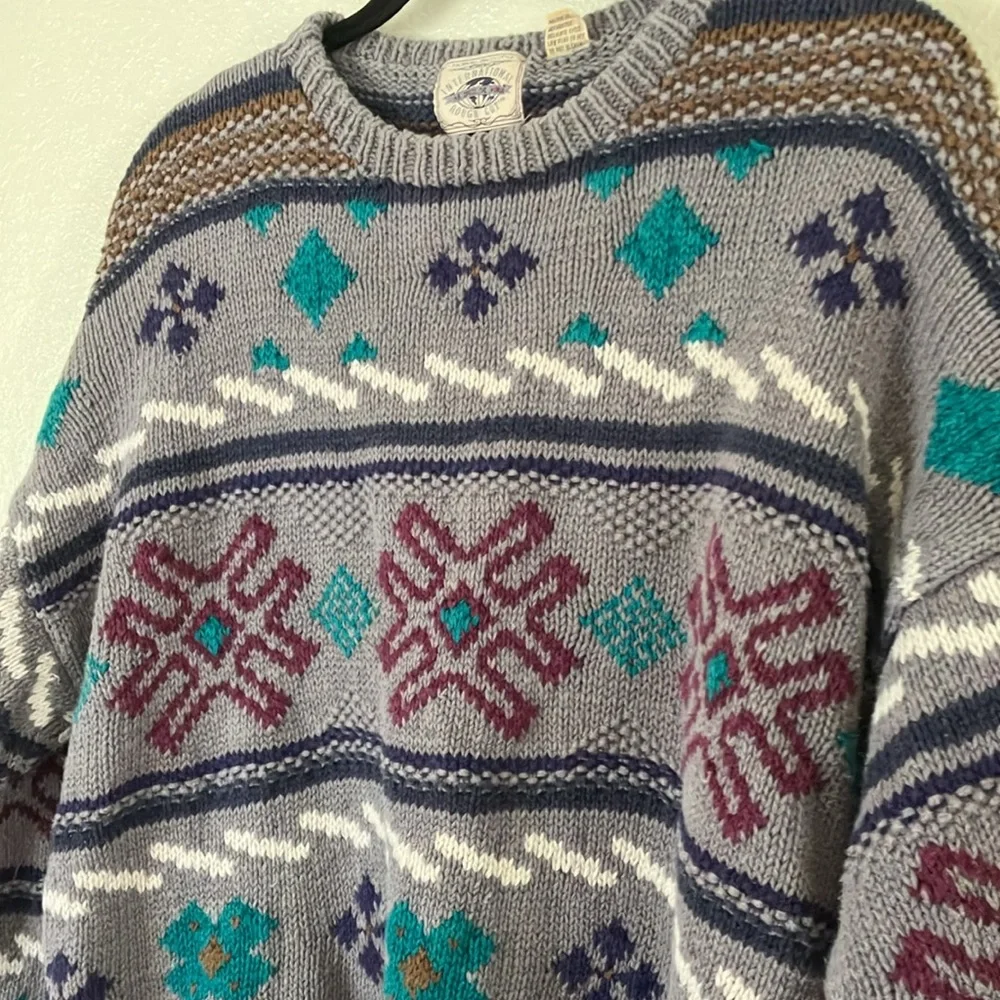 VTG International Rough Cut Knit Crewneck Sweater, M